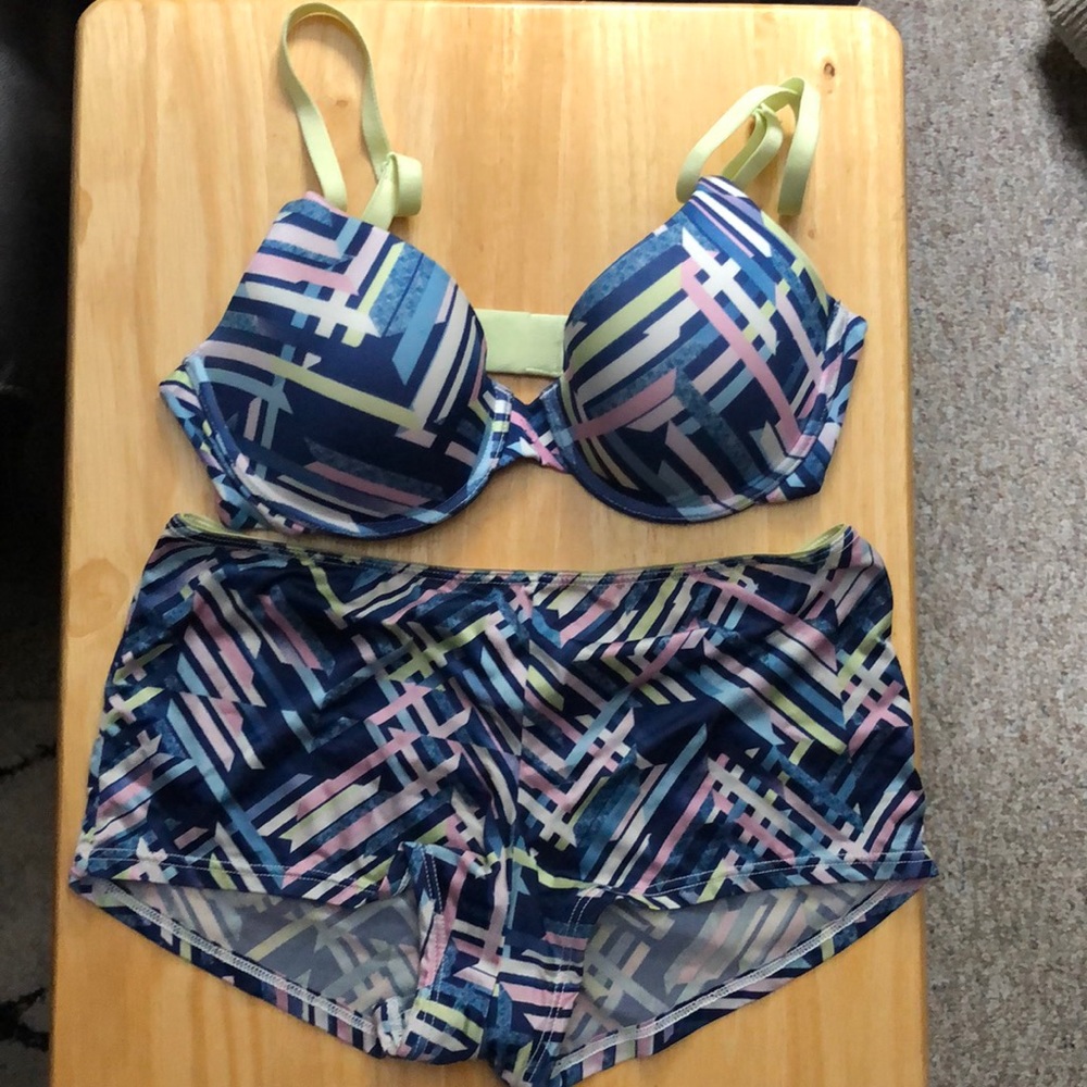 VS bra and Panty